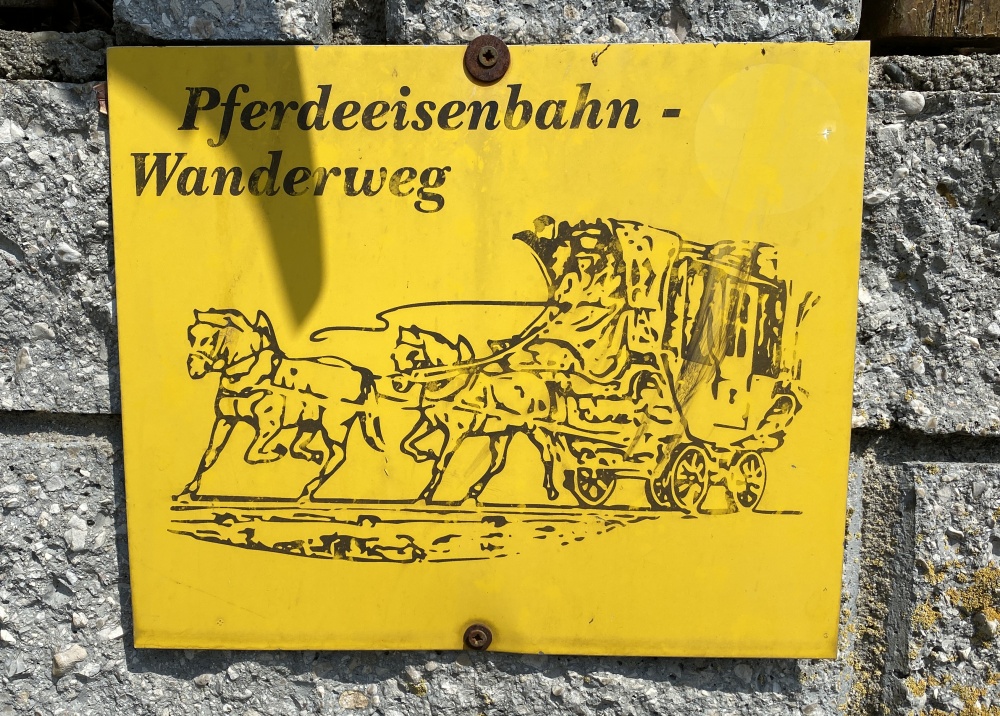 Pferdeeisenbahn-Wanderweg sign